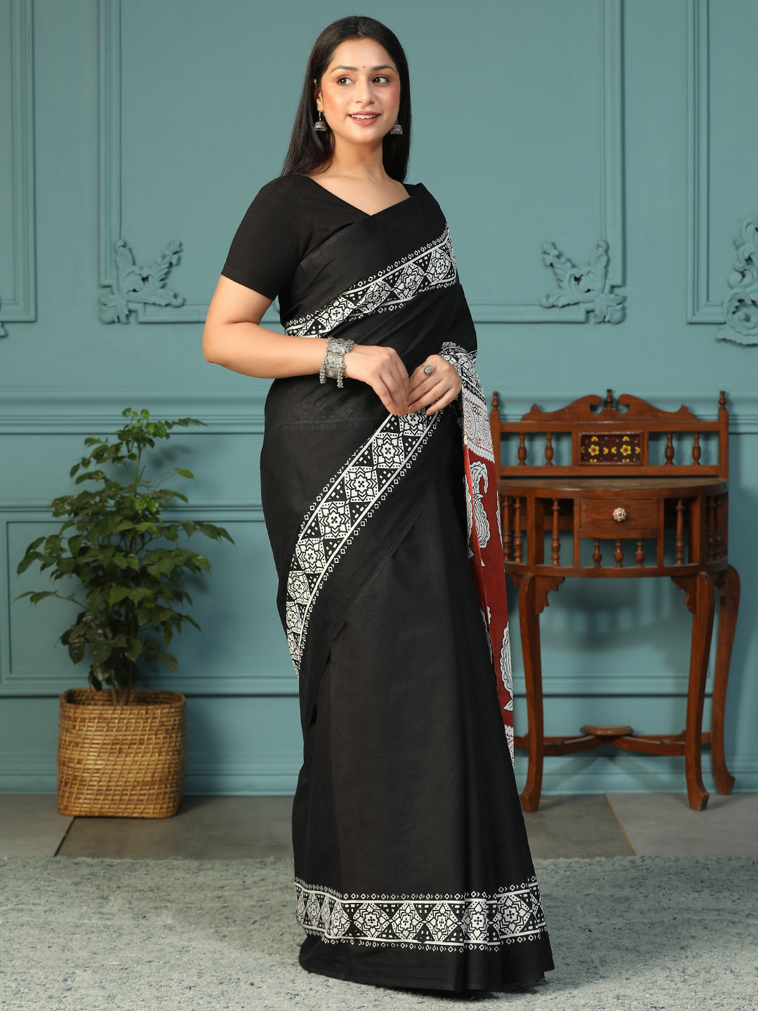 Designer block printed pure cotton mulmul Saree